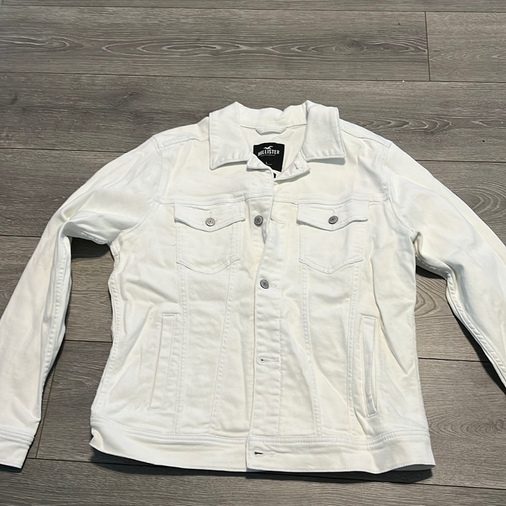 HOLLISTER white jean jacket - excellent condition